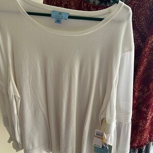 CeCe Cream Blouse Elegant and Versatile Top